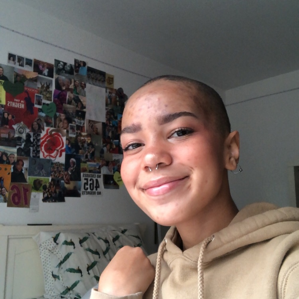 Meet your Posher, Kayla